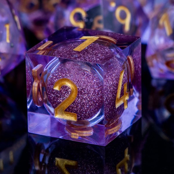 ARUOHHA DND Liquid Core Dice, 7pcs Resin Sharp Edged Dice Set for Dungeons and Dragons, Handmade RPG Dice Set, Translucent Polyhedral D&D Dice, Role Playing Dice Set D20 D12 D10 D8 D6 D4 with Gift Box