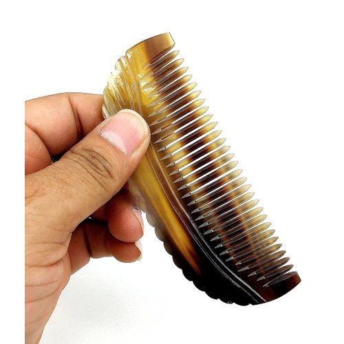 5MOONSUN5's Ox Horn Comb Premium Quality 100% Handmade Anti Static Natural Fine Horn Pocket Comb Without Handle- Professional Detangling Massage Fine tooth Comb A Great Gift - (4.5inch)