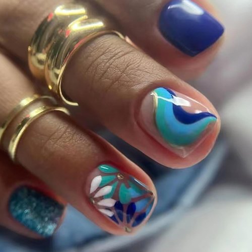 Press on Nails Short Square Fake Nails Acrylic Blue False Nails with Flower Stripe Designs Artificial Glitter Nails Full Cover Glue on Nails Stick on Nails for Women 24Pcs