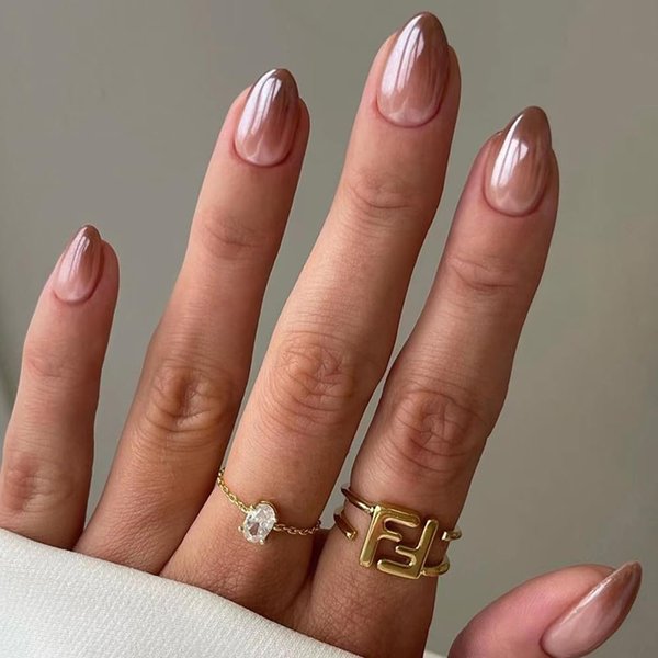 Brown Short Press on Nails Almond Fake Nails Fall Gloss Acrylic Nails French Gradient Glue on Nails Petite Artificial Nails Full Cover False Nails Reusable Artificial Nails for Women Girls 24Pcs