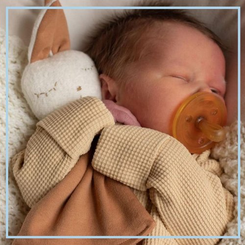 Simply Rubber Pacifiers - Shorter Nipple (Less Gagging) - Small Newborn (0-6 Months) - Breastfed Babies - Rounded/Cherry - Softer Natural Rubber - One-Piece - Handcrafted in Italy - 2 Pack