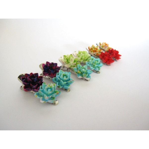 Generic Set of 2 small tiny hawaiian flower alligator hair clip for fine thin hair (Primary color: Red)