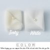 Unsutuo 2 Tiers Bride Wedding Veil Short Fingertip Bridal Tulle Veil with Comb and Cut Edge (White)