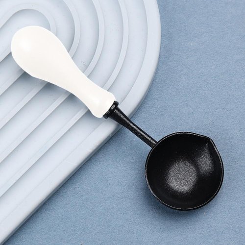 WUERLIN 3 Pieces Wax Seal Spoons with Wooden Handles,Non - Slip Sealing Waxing Spoon, Easy to Clean for DIY Wax Seal Stamp, Ideal for Envelope & Letter Art Crafts (White)