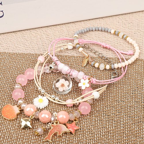ZYLLGLOW 4 PCS Kawaii Crystal Pearl Bracelet Set - Cute Anime Elastic Beaded Bracelets for Girls and Women. Adjustable Charm Bracelets Perfect Birthady Gift for Friends and Teens.