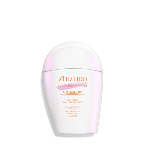 Shiseido Urban Environment Oil-Free Sunscreen SPF 42 - 50 mL - Protects, Hydrates, Mattifies & Works as Face Primer - Water Resistant for 40 Minutes - Non-Comedogenic