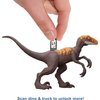 Mattel Jurassic World Dominion Capture & Crush Truck & Dino Playset with Velociraptor Action Figure, Vehicle Features Tranq Shooter, Crane & 2 Breakaways
