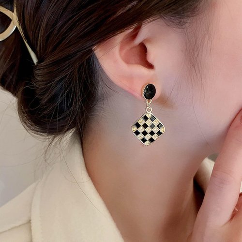 Sttiafay Vintage Black White Checkered Earrings Geometric Square Drop Earrings Square Checkered Earrings Black Disc Stud Earring Jewelry for Women and Girls
