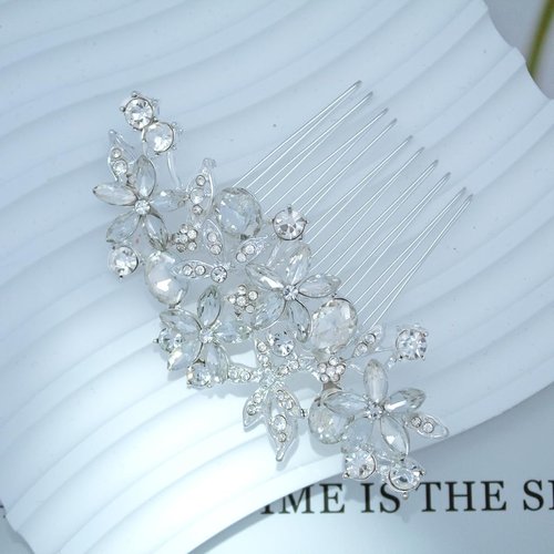 Crystal Wedding Flower Hair Comb Silver Bridal Side Hair Combs Rhinestone Leaf Headpiece Handmade Diamond Hairpiece Bride Hair Accessories for Women (Silver)