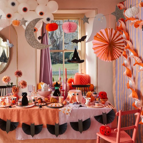 Meri Meri Black Bats Halloween Garland, 10' Strand Banner, Tissue Paper Reusable Party Decorations (Pack of 1)