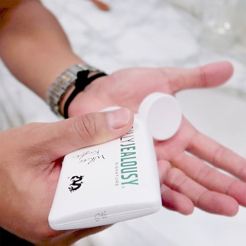 Billy Jealousy White Knight Gentle Daily Facial Cleanser with Non-Abrasive Exfoliators Ideal for All Skin Types, Men's Face Wash Formulated with Apple Amino Acids & Papaya Extract, 8 Fl Oz