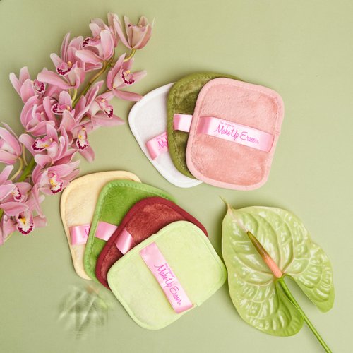 The Original MakeUp Eraser, 7-Day Set, Erase All Makeup with Just Water, Including Waterproof Mascara, Eyeliner, Foundation, Lipstick, Sunscreen, and More! Plant Power, 7ct.
