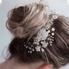 CASOLVX Bridal Ceramic Flower Hair Comb Crystal Headside Comb Set Rice Bead U-shaped Hairpin Wedding Accessories for Bride and Bridesmaids 3PCS