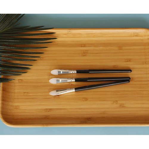 LORMAY 3 Pcs Silicone Eyeshadow and Lip Mask Makeup Brushes. Professional Tools for Applying Cream or Liquid Eye Shadows and Lip Colors