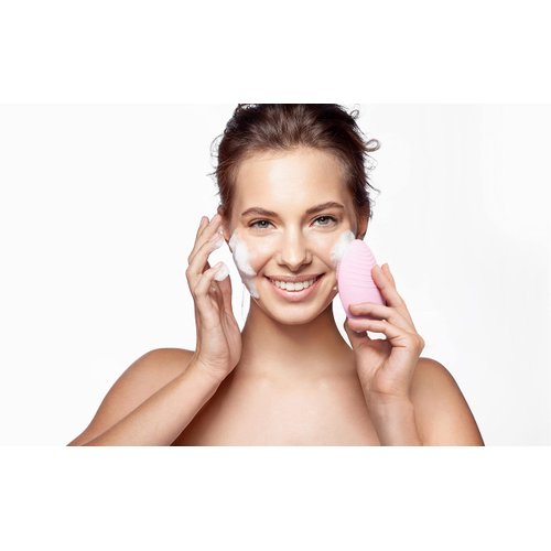 FOREO Micro-Foam Cleanser - Face Wash - Pore Minimizer - All Skin Types Facial Cleanser - Vitamin E - Travel Size - Vegan - Facial Skin Care Products - 3.3 fl. oz.