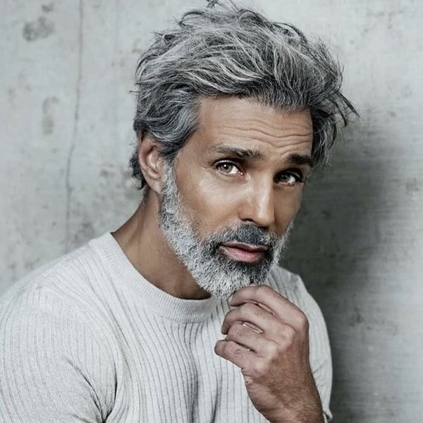 MIMAN Mens Short Grey Wigs for Men Short Straight Wig Layered Natural Synthetic Men's Wig Realistic Hair Replacement Wig Handsome Male Party Cosplay Wig Mens Halloween Costumes Wig with Wig Cap