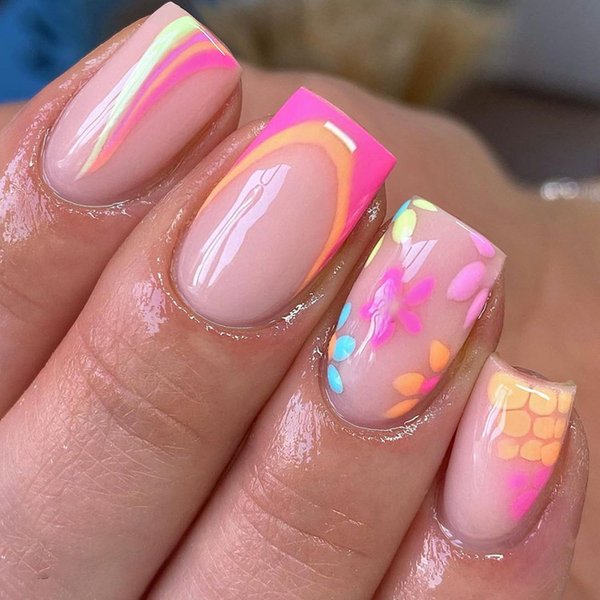 Summer Press on Nails Medium Fake Nails with Colorful Flower and Swirl Designs Artificial Nails Simple Nature Pink French Tip Acrylic Nails for Women Girls Nail Supplies 24pcs