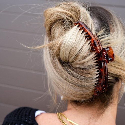 KAXI The ORIGINAL Hold Everything Hair Claw - Perfect for Thick & Thin Hair Straight, Wavy & Curly | Strong Clip With 52 teeth & Many Colors to Choose (Dark Tortoise)