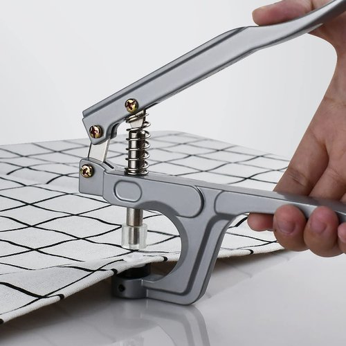 Snap Pliers for Crafts Clothing, Hand-held Pliers Tool for Snaps Buttons, No-Sew Button Snap Fastener Press Attacher Punch for T3 T5 T8 Snaps