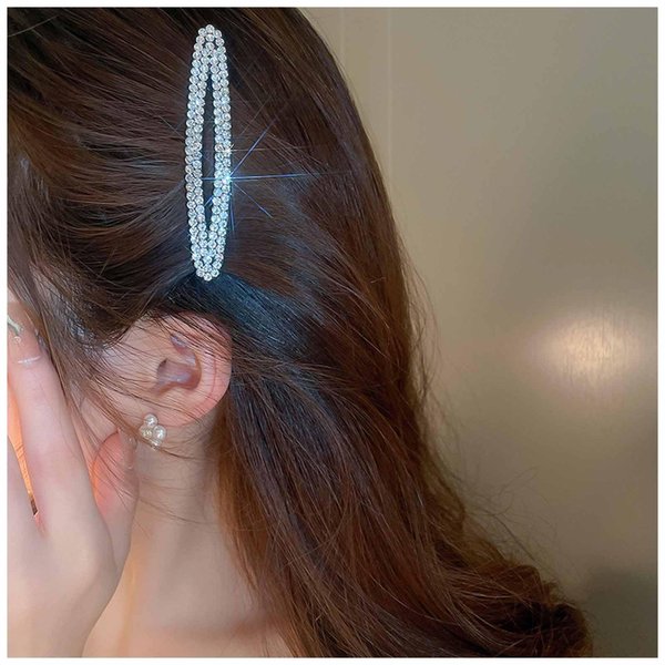Vacaonio Rhinestone Snap Hair Clip Sparkly Silver Crystal Side Hair Clips Non Slip Hair Barrette Bling Cz Barrette Hairpin Rhinestone Decorative Hair Accessories for Women and Girls Headdress