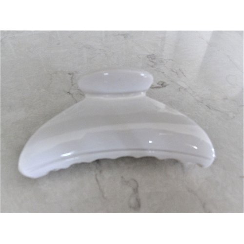 Basic all white hair claw clip