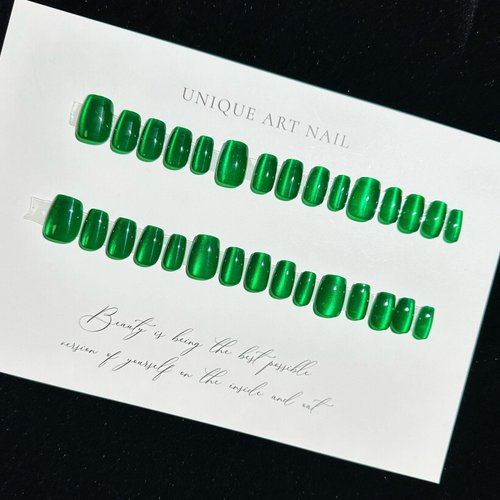 30Pcs Cat Eye Press on Nails Short Square False Nails Velvet Stick on Nails Emerald Green Nails Press on Acrylic Nails Glossy Glitter Fake Nails with Solid Color Design Squoval Glue on Nails for Women