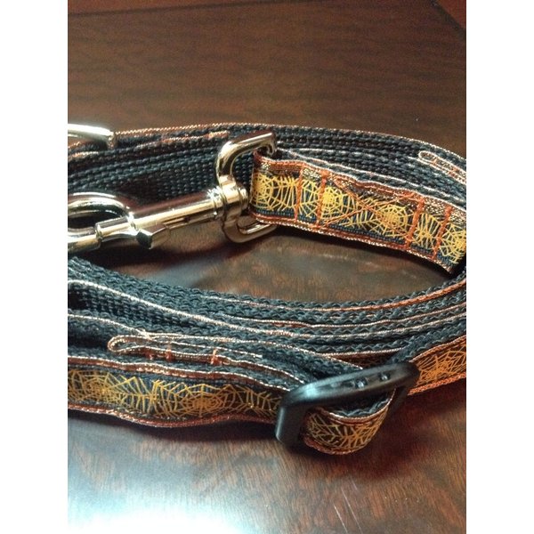 Spiderweb dog collar. 13"-17". 58" leash