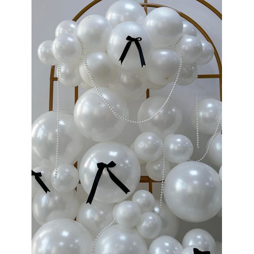 Mythlty 185pcs Double Stuffed Pearl White Balloons Garland Arch Kit with Fake Pearls, Different Sizes 18|12|10|5 Inch White Pearl Balloons for White Themed Party Decorations (Pearl White Beads)