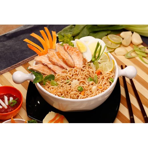 Oriental Style Instant Noodles - 17.5oz by WAI WAI.