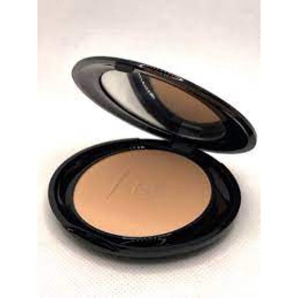 Skin Perfection Compact, Pressed Powder Foundation in Rose Beige, 9 grams