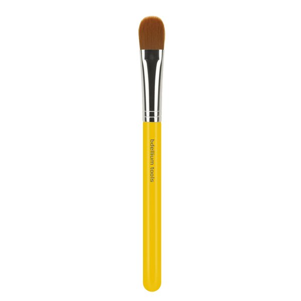 Bdellium Tools Professional Makeup Brush - Studio Series 946 Firm Foundation - With Soft Synthetic Fibers, For Blending and Contouring (Yellow, 1pc)