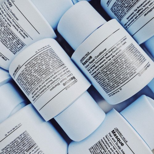 J Beverly Hills Blue Rescue Colour Repair Conditioner with Omega 3 Oil for Damaged Hair, 3 Oz