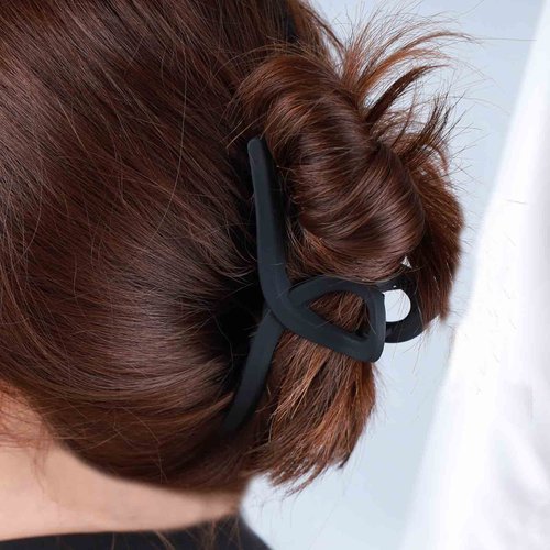 Yheakne Vintage Acrylic Hair Claw Clip Plastic Hair Claws Clip Plain Hair Holder Clips Jelly Jaw Hair Clamp French Jaw Hair Clip Non Slip Hair Catch Barrette Decorative Hair Accessories for Women and Girls (Black)