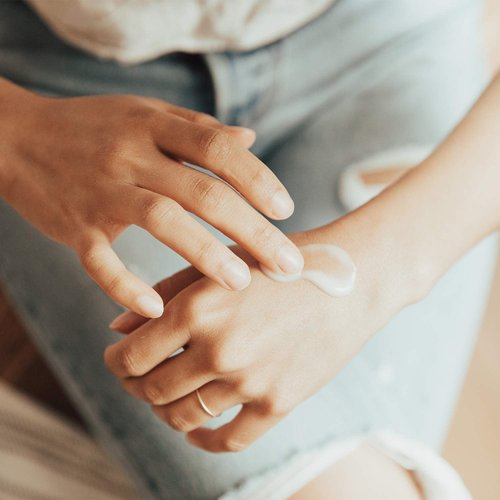 Beekman 1802 Pure Goat Milk Hand Cream, Honey & Orange Blossom - Scented - 2 oz - Moisturizing Lotion for Dry Skin - Anti-Aging Hydration - Good for Sensitive Skin - Cruelty Free - Packaging May Vary