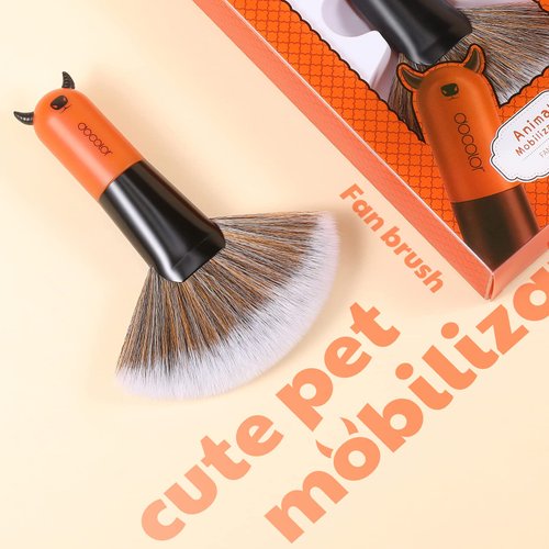 Docolor Fan Brush Professional Face Makeup Brush Highlighting Kabuki Premium Synthetic Hairs Cosmetic Tool, Red BULL Fan Brush