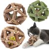 FOWSRHRG 3Pcs Cat Catnip Toy, Natural Silvervine Catnip Ball Toy with Bell, Interactive Cat Toys for Indoor Cats Kitten, Cat Chew Toy for Cleaning Teeth, Relieves Anxiety and Loneliness