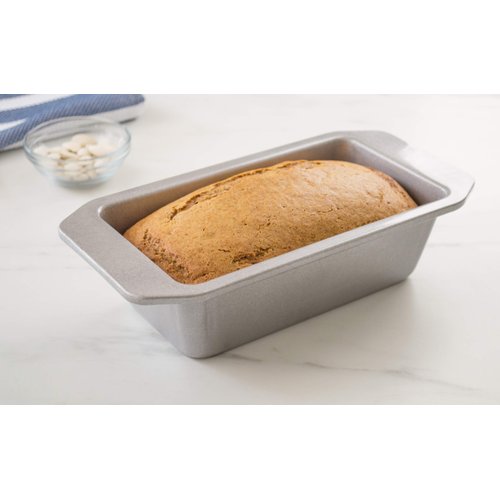 USA Pan American Bakeware Classics 1-Pound Loaf Pan, Aluminized Steel, 1 Pound