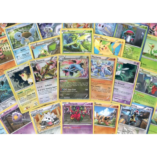 250 Assorted Pokemon Cards with Rares & Foils