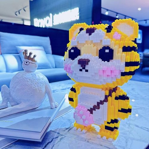 Tiger Micro Building Blocks Set, Big Wild Animals,Mini 3D Building Toy Brick Safari Set,Gift for Children Aged 6 and Above,Compatible with Lego (Tiger 4513pcs)