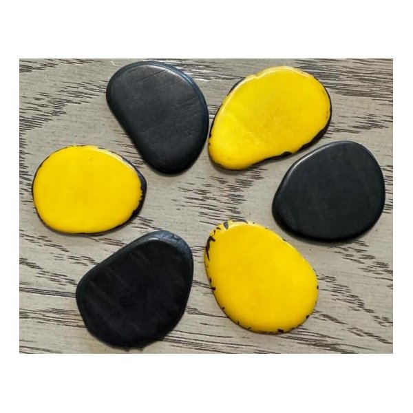Tagua Beads. 20 Chips. Natural Eco-Friendly Tagua Slices. 10 Black and 10 Yellow Slices. Medium Size: 3x2.5 cm. Approx. Undrilled