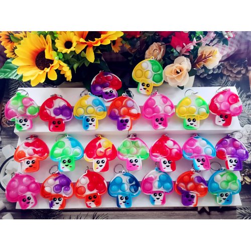 HOZKEAP 24 Packs Bulk Mushroom Mini pop Fidget Keychain, Gifts for Boys and Girls Kids, Birthday Party Favors Supplies Classroom student Prize