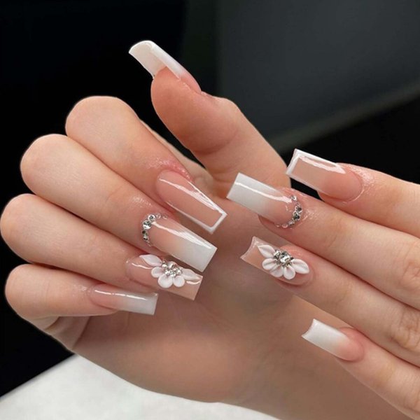 YoYoee Long French False Nails Square Press on Nails Gradient Reusable Fake Nails Daisy Stick on Nails for Women and Girls 24PCS