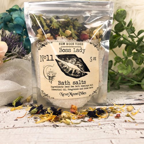 Boss Lady Essential Oils Herbal Spell Ritual Bath Salts with Real Herbs Botanicals Infused Beauty Love Power Control Women Success Confidence Attain Dreams Goals Self Love Acceptance Draw New Luck