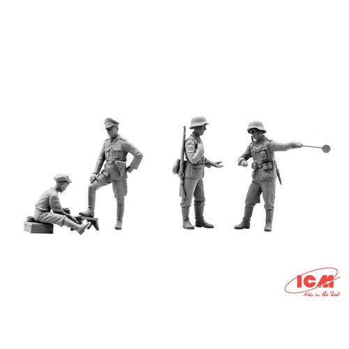 ICM Models German Patrol 1939-1942 Building Kit