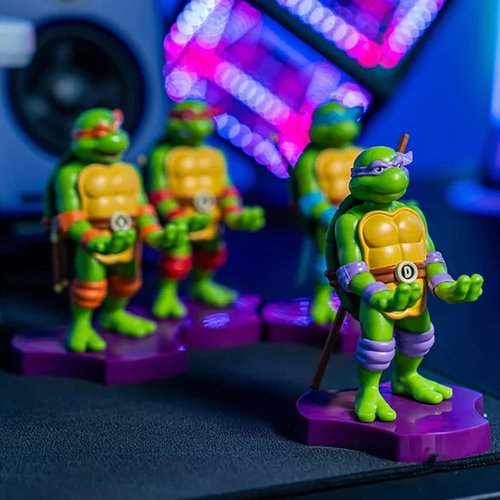 Exquisite Gaming: Holdems: TMNT - Donatello - Earbud & Phone Holder, Cable Guys, Mini Collectibles with a Twist, Teenage Mutant Ninja Turtles Figure