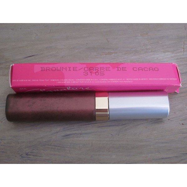 Mary Kay Signature Lip Gloss ~ Brownie