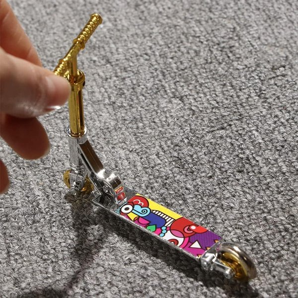 DPWOUM Mini Two Wheel Toys Tiny Fingerboard Scooters, Mini Finger Skateboards Toy, Finger Scooter Fingertip Movement Skateboard for Finger Training Finger Boards and Finger Bikes