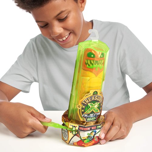 Treasure X Aliens - Dissection Kit with Slime, Action Figure, and Treasure