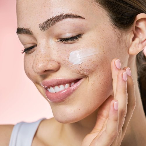 Bliss Vitamin C Eye Cream – Brightening & Hydrating Anti-Aging Treatment with 3-O-Ethyl Ascorbic Acid, Tri-Peptide & Licorice Root – Reduces Fine Lines, Boosts Collagen & Firms, 0.5 fl oz