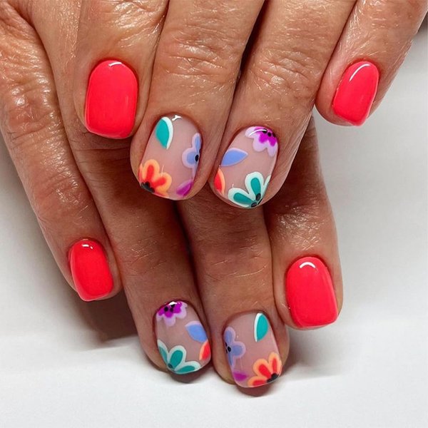 Acrylic Nails Press on，Press on Nails Short Square Fake Nails Red Glossy False Nails with Cute Flower Press ons Designs Artificial Nails Stick on Nails For Women Girls 24Pcs